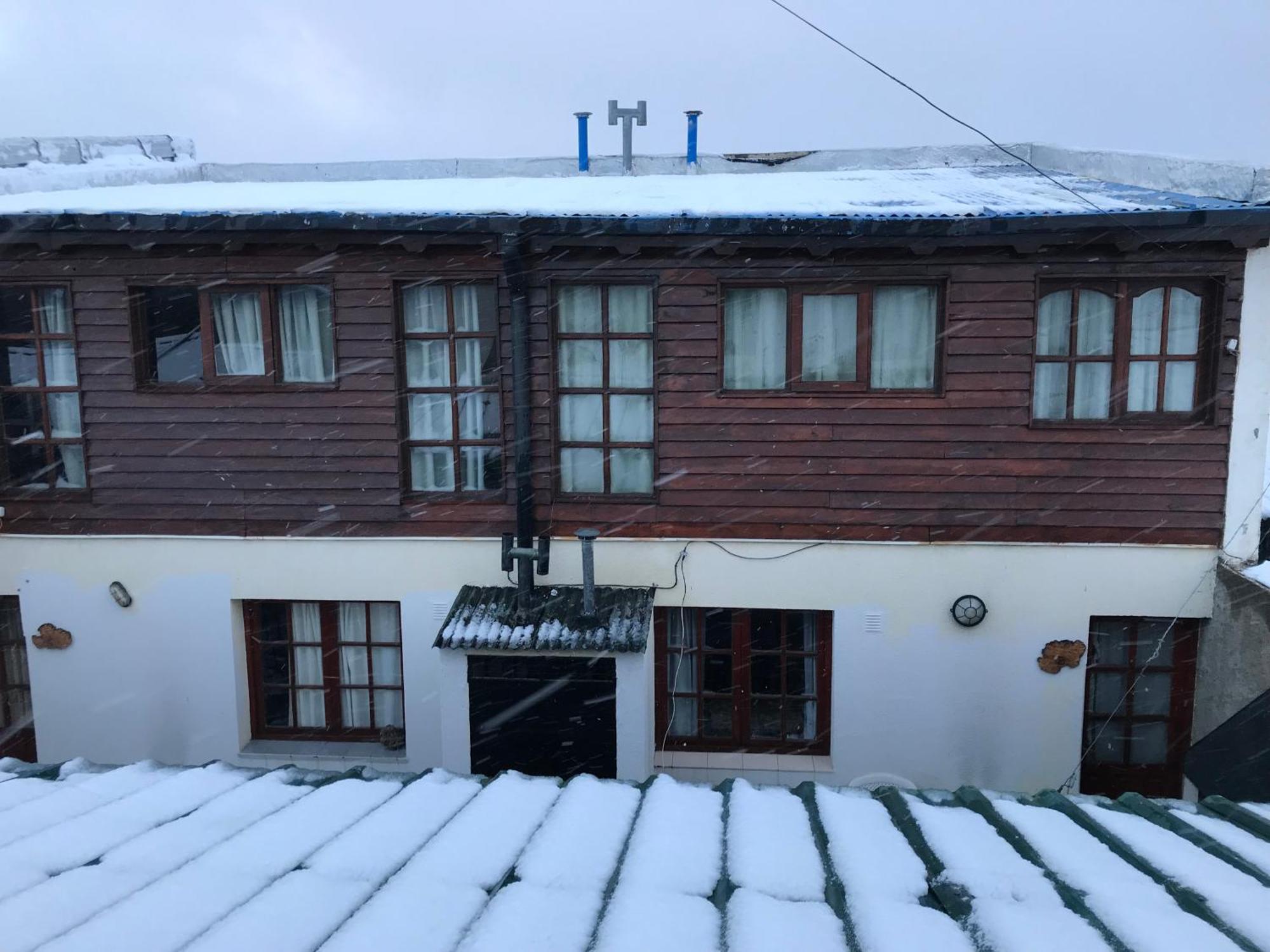 Departamentos Ahnen Apartment Ushuaia Exterior photo